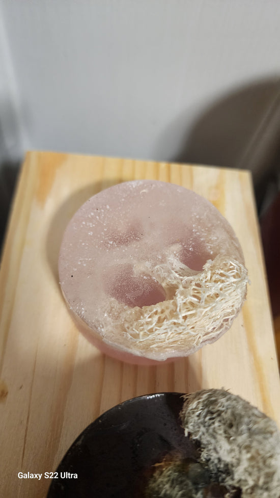 Mini Soaps & Exfoliating Soap Bars | Loofah & African Net Soaps
